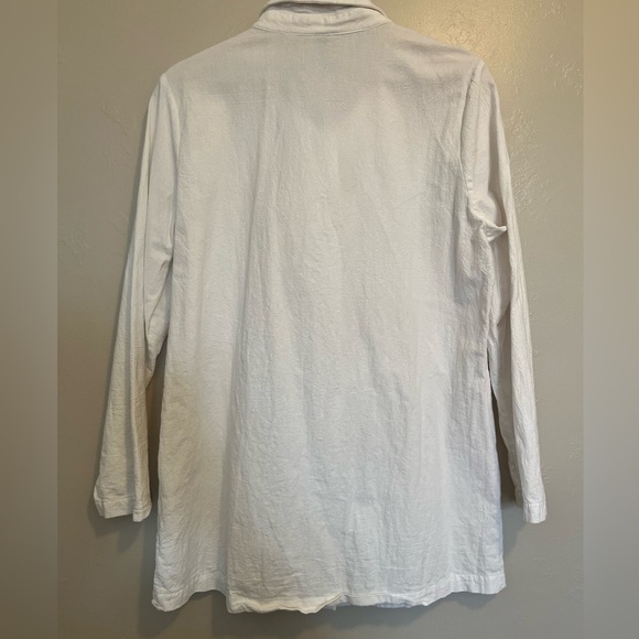 Women's White Cotton/Linen Button Up Top - Picture 10 of 11